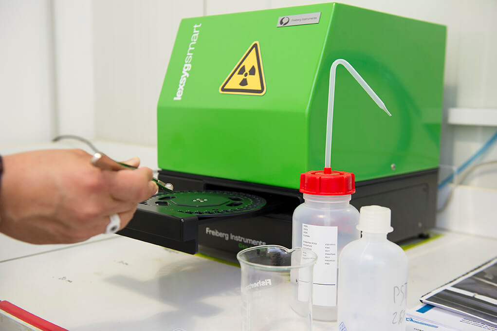 Thermoluminescence instrument used for dating archaeological materials