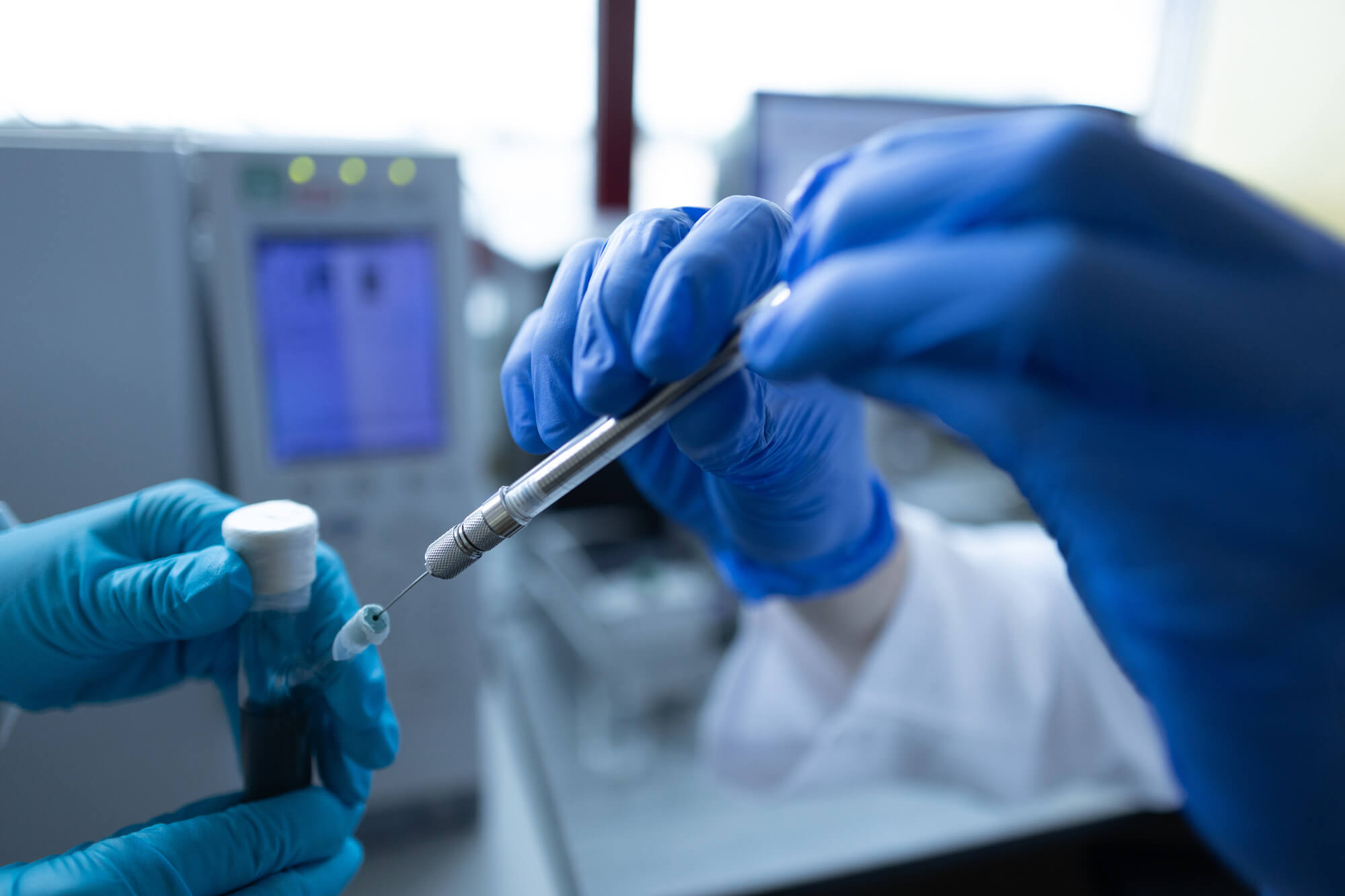 Laboratory analysis of archaeological organic residues through sample preparation